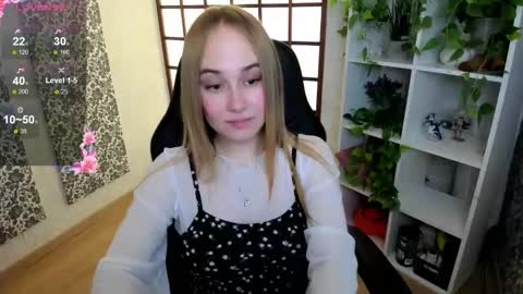 Snapshot of liana_bright chatting on 02.06.25 Liana online show from 02.06.25