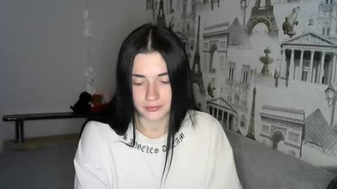 liana_diva online show from 12.24.24