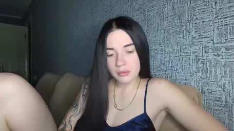 liana_diva online show from 01.06.26