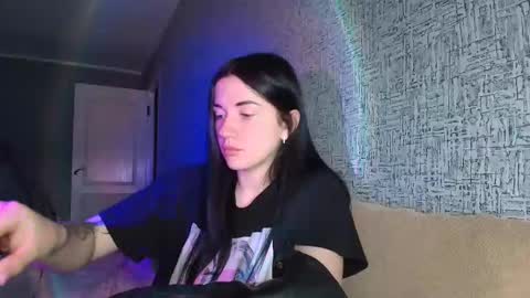 liana_diva online show from 04.04.26