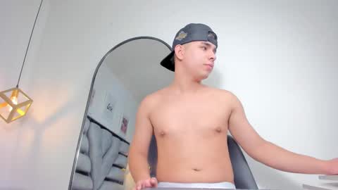 lianfox_ online show from 12.22.25