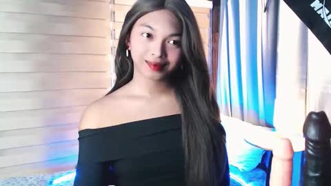 CALL ME LIANNA online show from 03.17.26