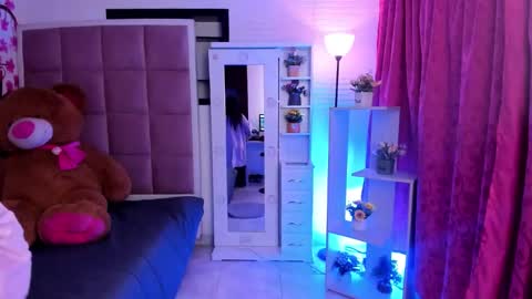 liany_taylor online show from 02.22.26