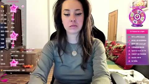 LiaQuinn online show from 02.27.25