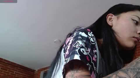 Liarouse04 online show from 02.17.26