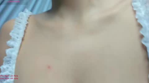 Snapshot of liavee chatting on 01.25.25 Lia online show from 01.25.25