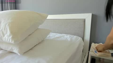 Snapshot of liavee chatting on 09.10.25 Lia online show from 09.10.25