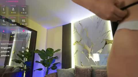 Snapshot of liawheeler chatting on 12.13.25 liawheeler online show from 12.13.25