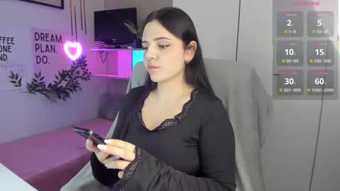 Lia online show from 12.16.25