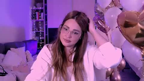 Snapshot of libra_mia chatting on 10.11.25 libra_mia online show from 10.11.25