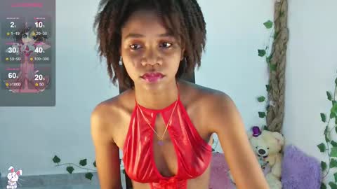 Snapshot of liciiacute chatting on 03.05.25 lucia online show from 03.05.25