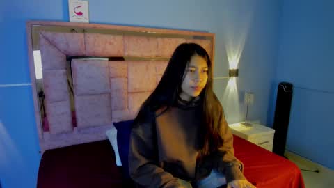 Snapshot of licky_lov chatting on 10.04.25 licky_lov online show from 10.04.25