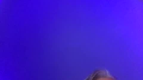 Snapshot of lickyouryoni chatting on 12.20.24 LickYourYoni online show from 12.20.24