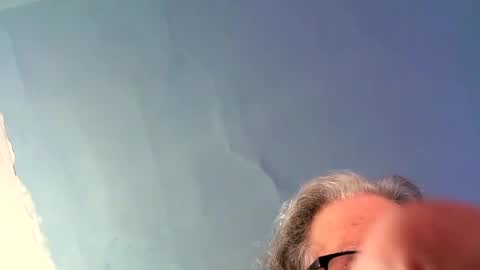 Snapshot of lickyouryoni chatting on 03.10.25 LickYourYoni online show from 03.10.25