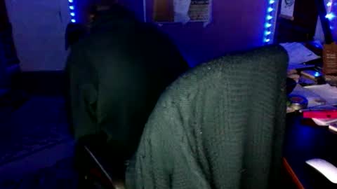 Snapshot of lickyouryoni chatting on 10.01.25 LickYourYoni online show from 10.01.25