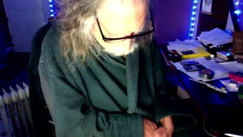 Snapshot of lickyouryoni chatting on 10.08.25 LickYourYoni online show from 10.08.25