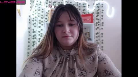 Snapshot of light_lunaa chatting on 01.13.25 light_lunaa online show from 01.13.25