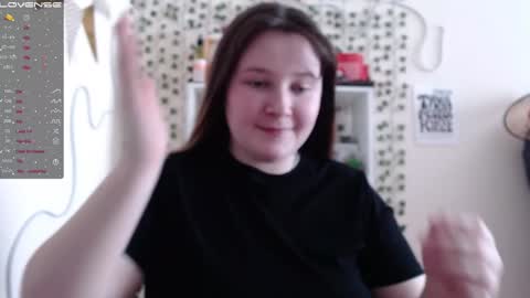 Snapshot of light_lunaa chatting on 02.04.25 light_lunaa online show from 02.04.25