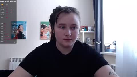 Snapshot of light_lunaa chatting on 02.15.25 light_lunaa online show from 02.15.25