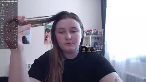 Snapshot of light_lunaa chatting on 03.01.25 light_lunaa online show from 03.01.25