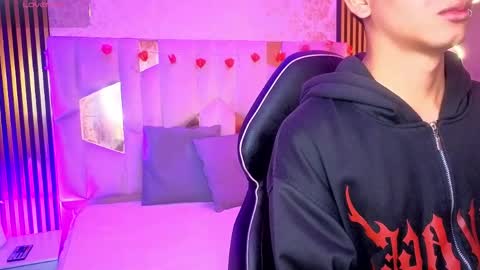 LIHIAN online show from 04.21.26