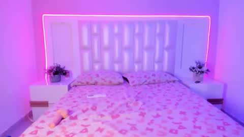 Lia  online show from 02.28.26