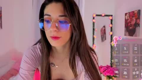Snapshot of liiaa__7 chatting on 06.27.26 liiaa online show from 06.27.26