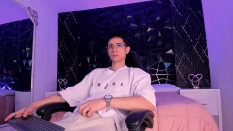 L I I A M online show from 03.07.26