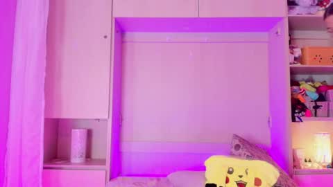         online show from 02.04.25