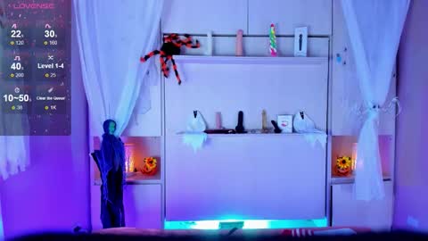         online show from 10.17.25