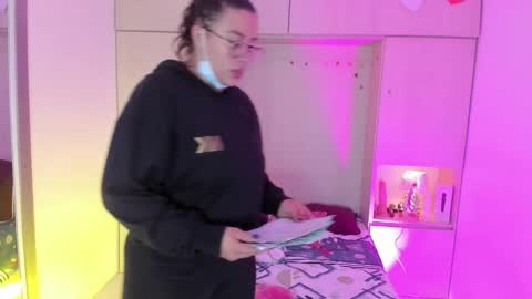         online show from 10.24.25