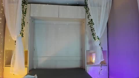         online show from 12.18.25