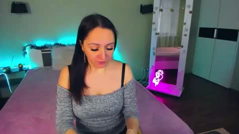 Snapshot of likaa_likaa chatting on 01.06.25 Lika online show from 01.06.25