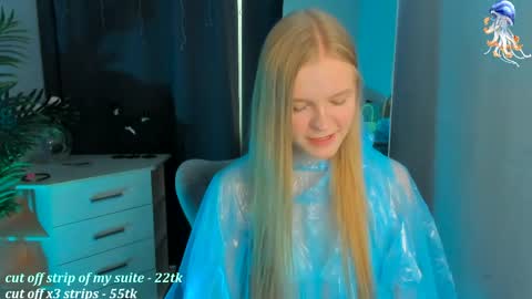 Snapshot of lil_cookie_monster chatting on 04.19.26 Erica online show from 04.19.26