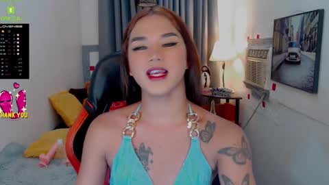 Snapshot of lil_fantacy chatting on 12.19.24 LILY online show from 12.19.24