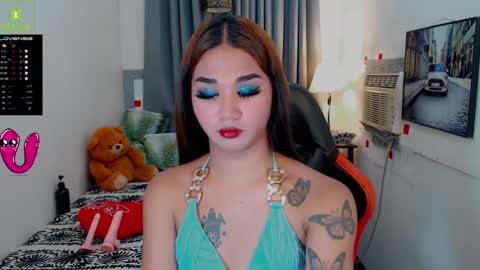 Snapshot of lil_fantacy chatting on 02.06.25 LILY online show from 02.06.25