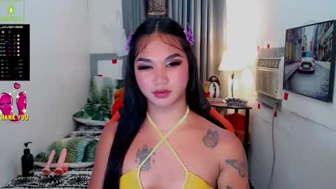 Snapshot of lil_fantacy chatting on 03.10.25 LILY online show from 03.10.25