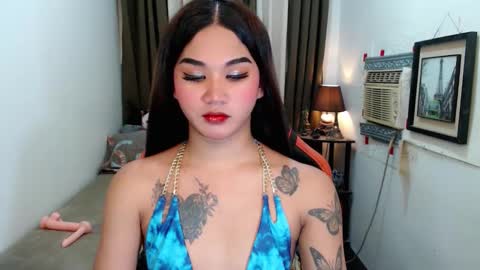 Snapshot of lil_fantacy chatting on 10.20.25 LILY online show from 10.20.25
