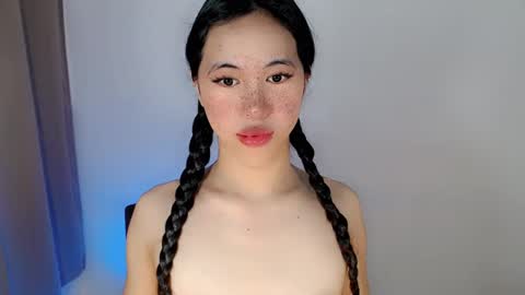 Snapshot of lil_grace1 chatting on 01.18.25 grace online show from 01.18.25