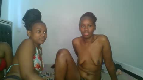 Snapshot of lil_meg chatting on 02.27.26 lil_meg online show from 02.27.26