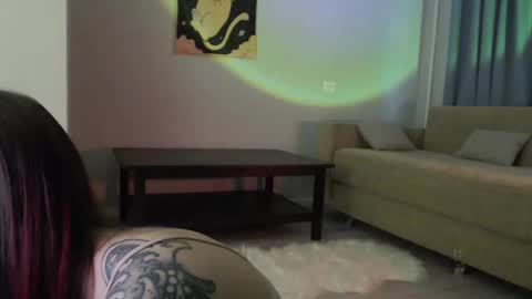 INST Lil happines s online show from 09.26.25