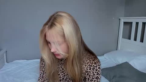 Emma online show from 11.01.25