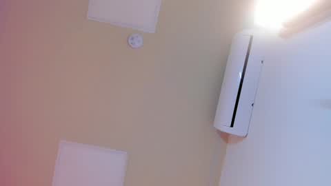 Snapshot of lila_cohen chatting on 12.31.24 L I L A online show from 12.31.24