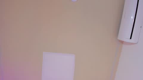 Snapshot of lila_cohen chatting on 02.27.25 L I L A online show from 02.27.25