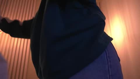 L I L A   online show from 03.28.26