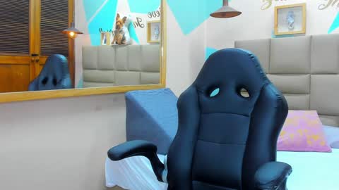 Snapshot of lila_foox chatting on 12.23.24 LILA online show from 12.23.24