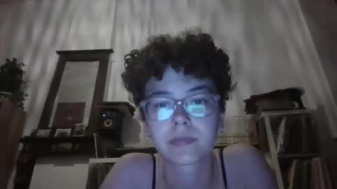 Snapshot of lilac_dreamsss chatting on 06.11.26 lilac_dreamsss online show from 06.11.26