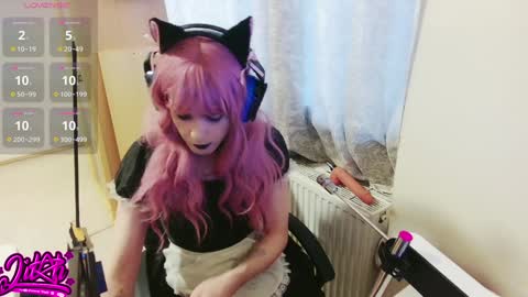 lilah_ts online show from 12.11.24