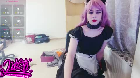 lilah_ts online show from 02.07.25