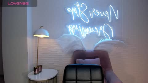 Lila West online show from 12.29.24